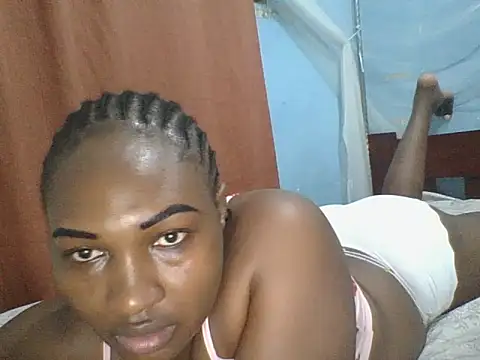 cute lavenda online show from December 4, 2025, 12:42 am