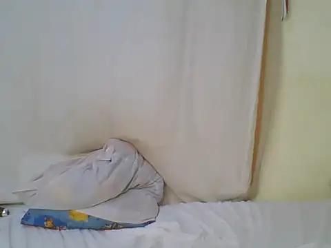 cute lavenda online show from March 25, 2026, 6:36 pm