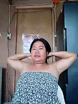 lickmepussy21 online show from May 6, 2026, 10:15 pm
