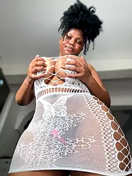 Hyra Ari online show from September 20, 2025, 2:40 pm