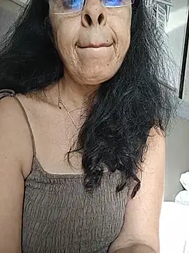 Susannemilf online show from January 8, 2026, 4:26 am