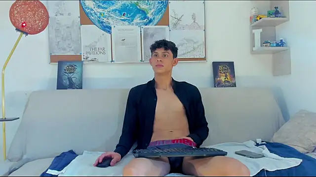 logan thomas online show from March 21, 2026, 6:55 pm