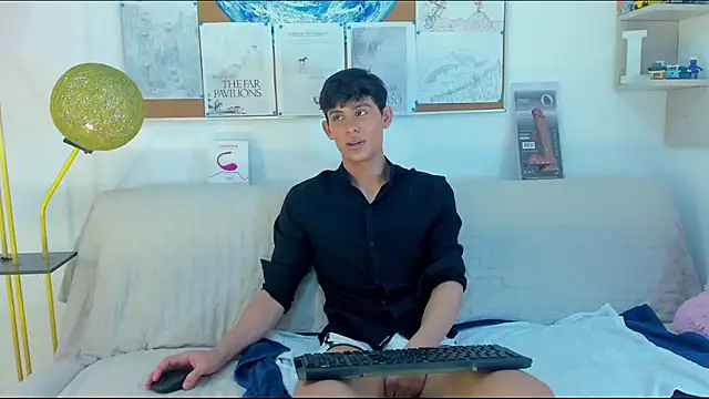 logan thomas online show from April 23, 2026, 8:00 pm