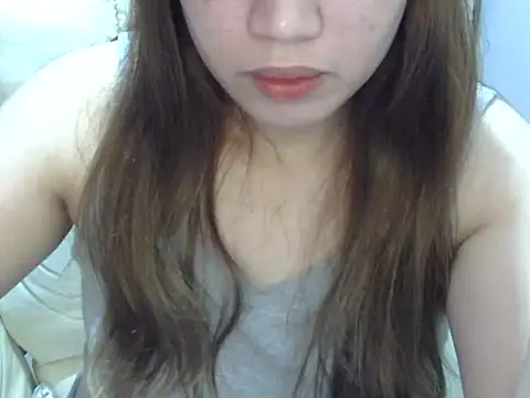    zurIII09  online show from June 12, 2026, 9:19 am