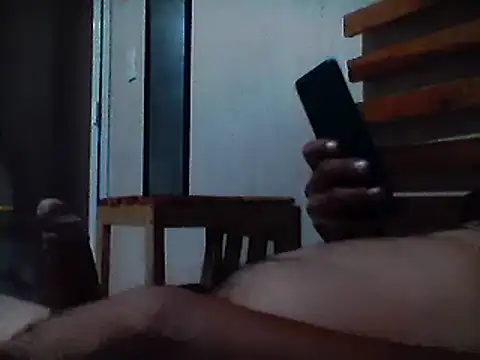 Snapshot of Chiquitopapa69 chatting on March 18, 2025, 8:14 am Chiquitopapa69 online show from March 18, 2025, 8:14 am