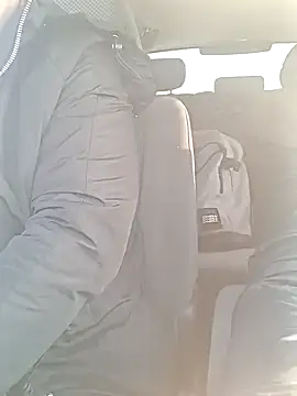 Saysomething3 online show from February 25, 2025, 1:50 pm