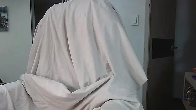 DanielaDuff online show from February 22, 2025, 3:36 pm