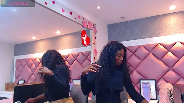 DanielaDuff online show from October 21, 2025, 7:47 pm