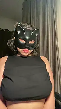 nenalayla online show from November 25, 2025, 6:30 pm