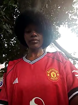 Petite li online show from February 15, 2026, 7:51 am