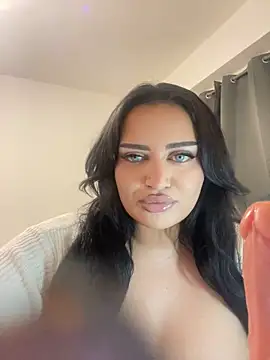 EmiliaPetrova online show from October 27, 2025, 6:01 pm