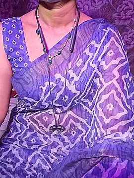 XBHUUME online show from October 8, 2025, 4:15 pm