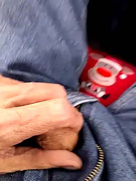 Snapshot of feet_toes chatting on February 18, 2025, 12:49 pm feet toes online show from February 18, 2025, 12:49 pm