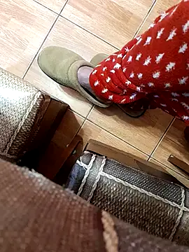 Snapshot of feet_toes chatting on February 27, 2025, 5:34 am feet toes online show from February 27, 2025, 5:34 am