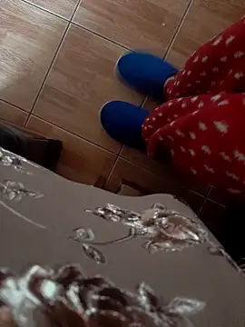 Snapshot of feet_toes chatting on October 10, 2025, 4:44 am feet toes online show from October 10, 2025, 4:44 am