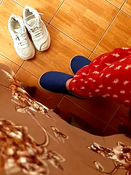 Snapshot of feet_toes chatting on October 30, 2025, 5:53 am feet toes online show from October 30, 2025, 5:53 am