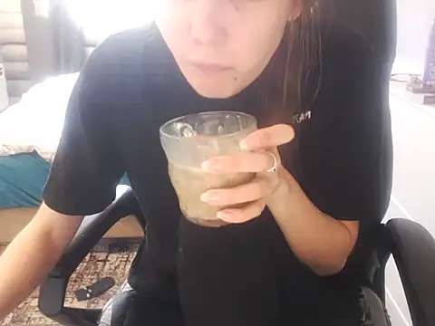 Laco-cO online show from March 18, 2026, 4:59 am