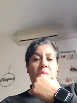 Snapshot of Molly_newman6 chatting on January 20, 2025, 2:36 pm Molly newman6 online show from January 20, 2025, 2:36 pm