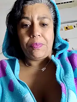 Snapshot of Molly_newman6 chatting on January 28, 2025, 6:49 pm Molly newman6 online show from January 28, 2025, 6:49 pm