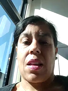 Snapshot of Molly_newman6 chatting on September 23, 2025, 9:12 am Molly newman6 online show from September 23, 2025, 9:12 am