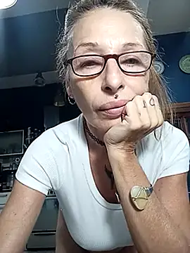 FrozenWaffle online show from March 2, 2025, 7:02 pm