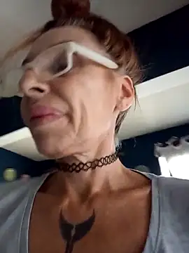 FrozenWaffle online show from February 25, 2026, 3:10 pm