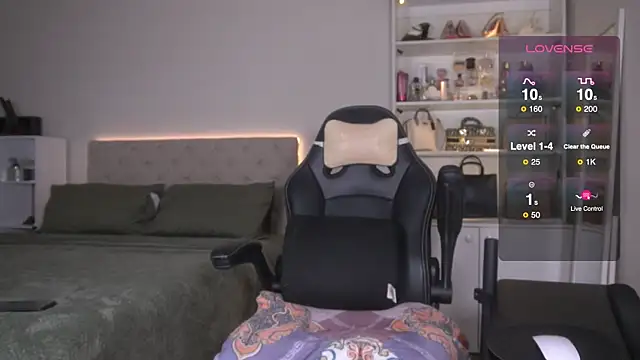 JohannaRodriguez69 online show from December 20, 2024, 5:04 am