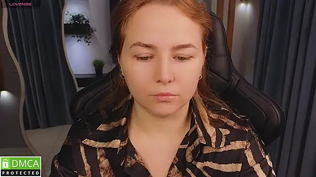 Mira Mermayd online show from November 19, 2025, 1:27 am