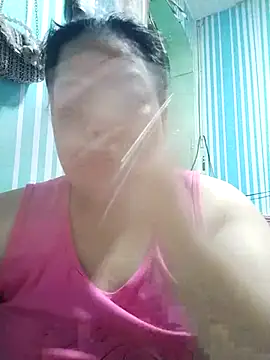 xxsweetshybabe online show from October 6, 2025, 7:17 am