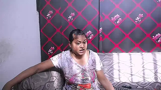 Snapshot of indian_glitter chatting on September 9, 2025, 7:19 am indian glitter online show from September 9, 2025, 7:19 am