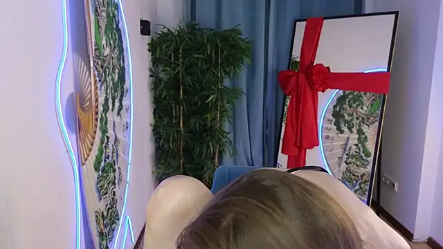 freya nilsson online show from January 14, 2025, 12:24 pm