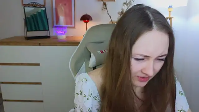 freya nilsson online show from March 4, 2025, 6:29 pm