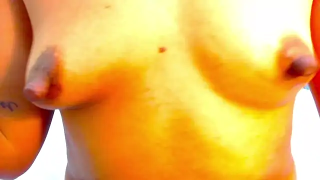 Amy Ronan online show from December 18, 2024, 9:18 pm