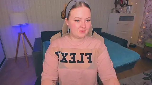 Snapshot of Jessica_Rubatte chatting on January 21, 2025, 12:18 pm Jessica Rubatte online show from January 21, 2025, 12:18 pm