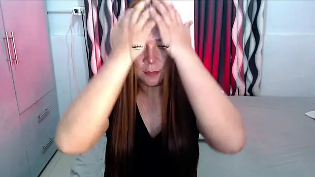 xSUCKTHYWOMANx online show from March 14, 2025, 7:23 pm