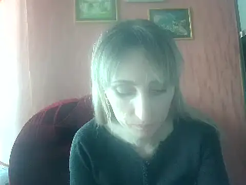 Snapshot of Biddy_Alana chatting on February 10, 2025, 9:25 am Biddy Alana online show from February 10, 2025, 9:25 am