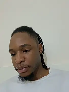 Snapshot of finefinance chatting on November 21, 2025, 6:23 am finefinance online show from November 21, 2025, 6:23 am