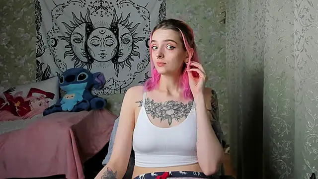 Cutie Adelia online show from March 14, 2025, 1:13 pm