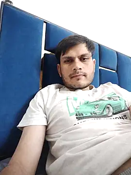 alex78265 online show from April 18, 2026, 5:28 pm