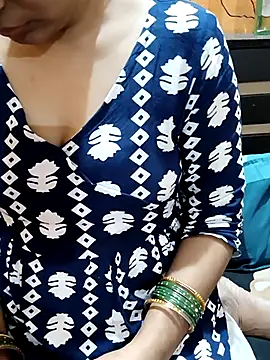 Diya 143 online show from December 3, 2025, 7:01 pm