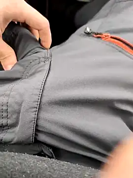 jungerbummser23 online show from February 24, 2025, 10:48 am