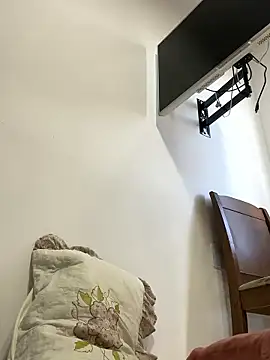 Emmabee123 online show from January 7, 2026, 4:20 pm