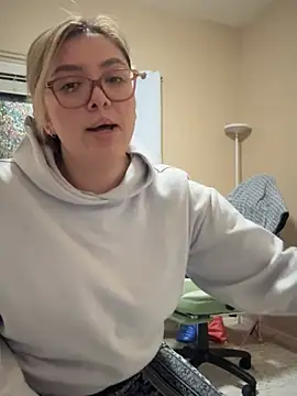 Snapshot of nativepumpkin95 chatting on January 8, 2025, 1:11 am nativepumpkin95 online show from January 8, 2025, 1:11 am