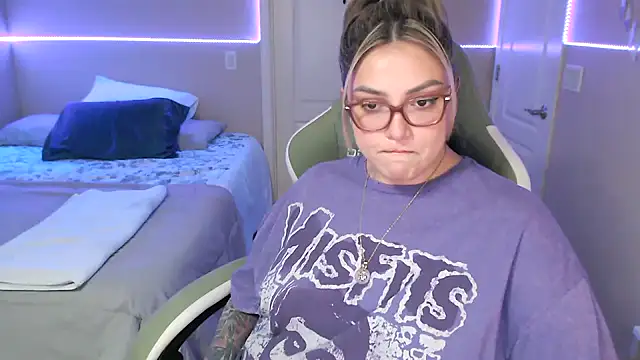 Snapshot of nativepumpkin95 chatting on February 8, 2025, 10:08 pm nativepumpkin95 online show from February 8, 2025, 10:08 pm