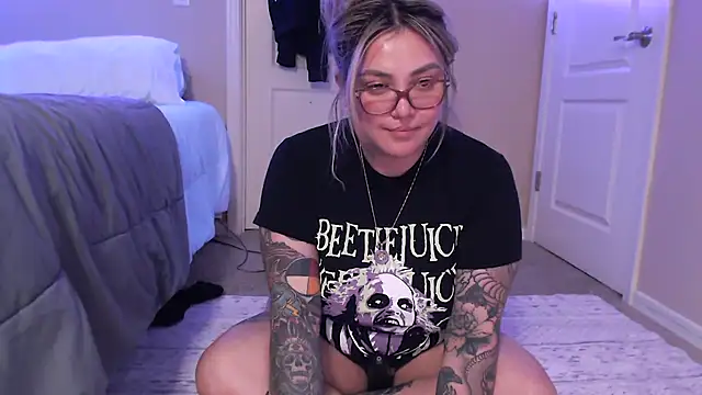 Snapshot of nativepumpkin95 chatting on February 16, 2025, 3:47 am nativepumpkin95 online show from February 16, 2025, 3:47 am