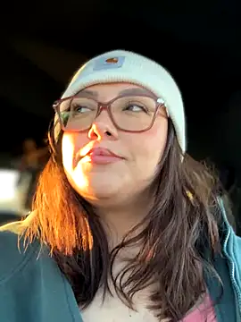 nativepumpkin95 online show from November 22, 2025, 10:31 pm