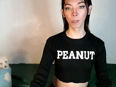 Snapshot of perly_169 chatting on December 7, 2024, 11:56 pm perly 169 online show from December 7, 2024, 11:56 pm