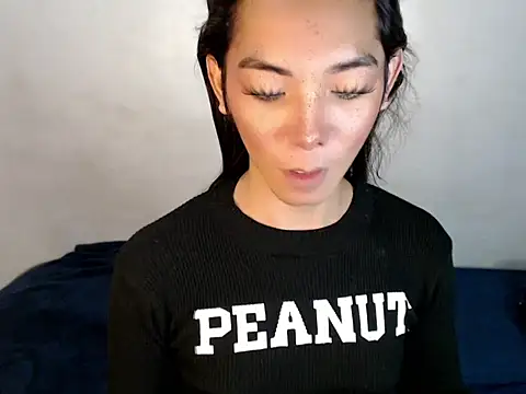 Snapshot of perly_169 chatting on March 9, 2025, 8:40 am perly 169 online show from March 9, 2025, 8:40 am