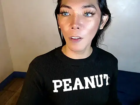 Snapshot of perly_169 chatting on March 9, 2025, 9:36 pm perly 169 online show from March 9, 2025, 9:36 pm