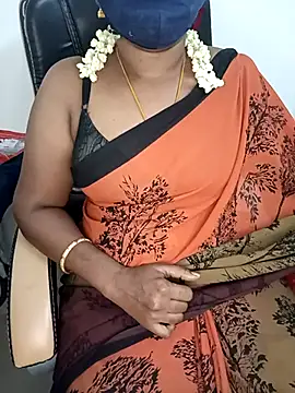 Snapshot of Tamil-hotwife chatting on February 14, 2025, 2:44 pm Tamil-hotwife online show from February 14, 2025, 2:44 pm